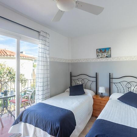 אלביר Apartamentos Mundaka Albir מראה חיצוני תמונה