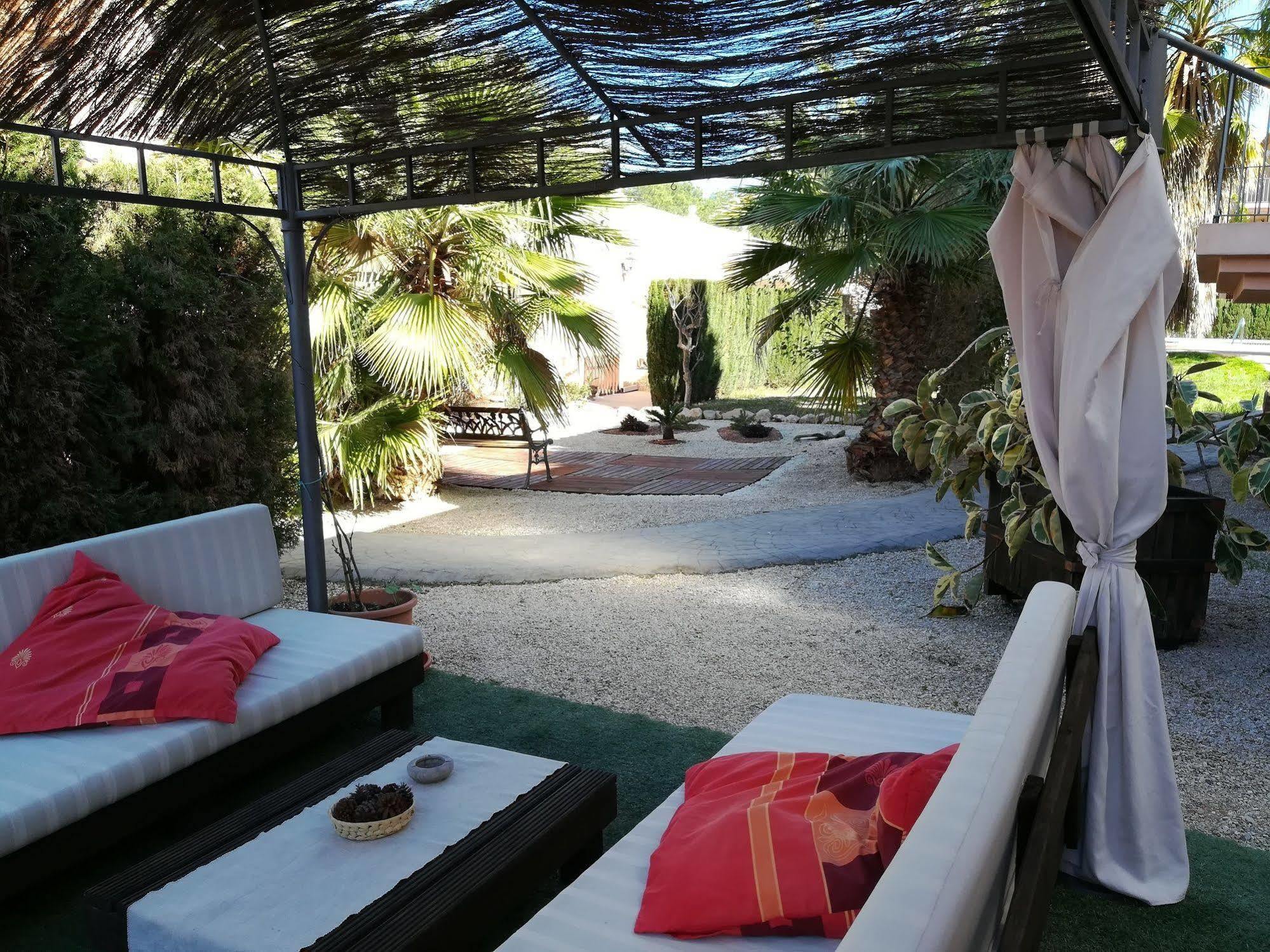 אלביר Apartamentos Mundaka Albir מראה חיצוני תמונה