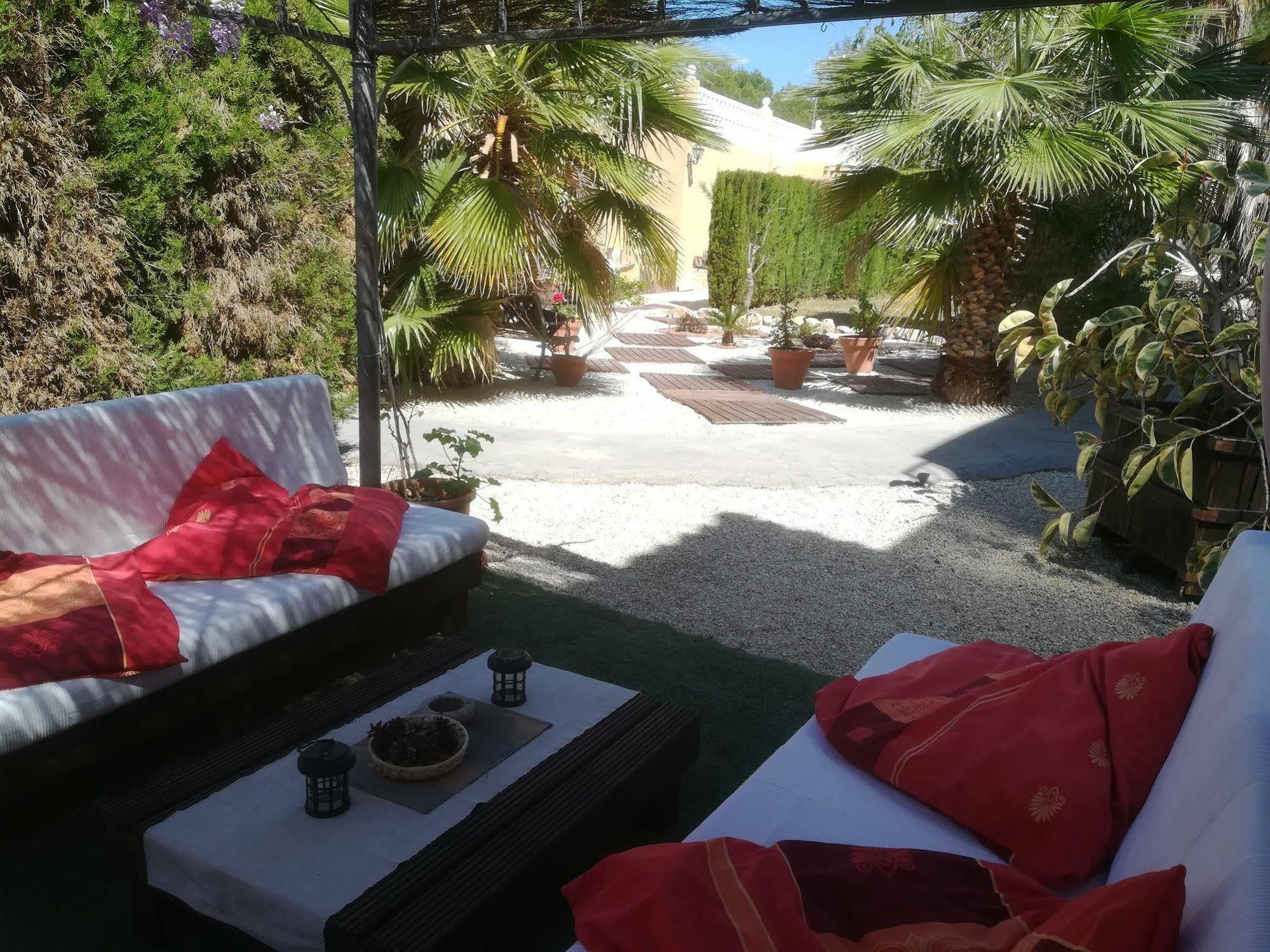 אלביר Apartamentos Mundaka Albir מראה חיצוני תמונה